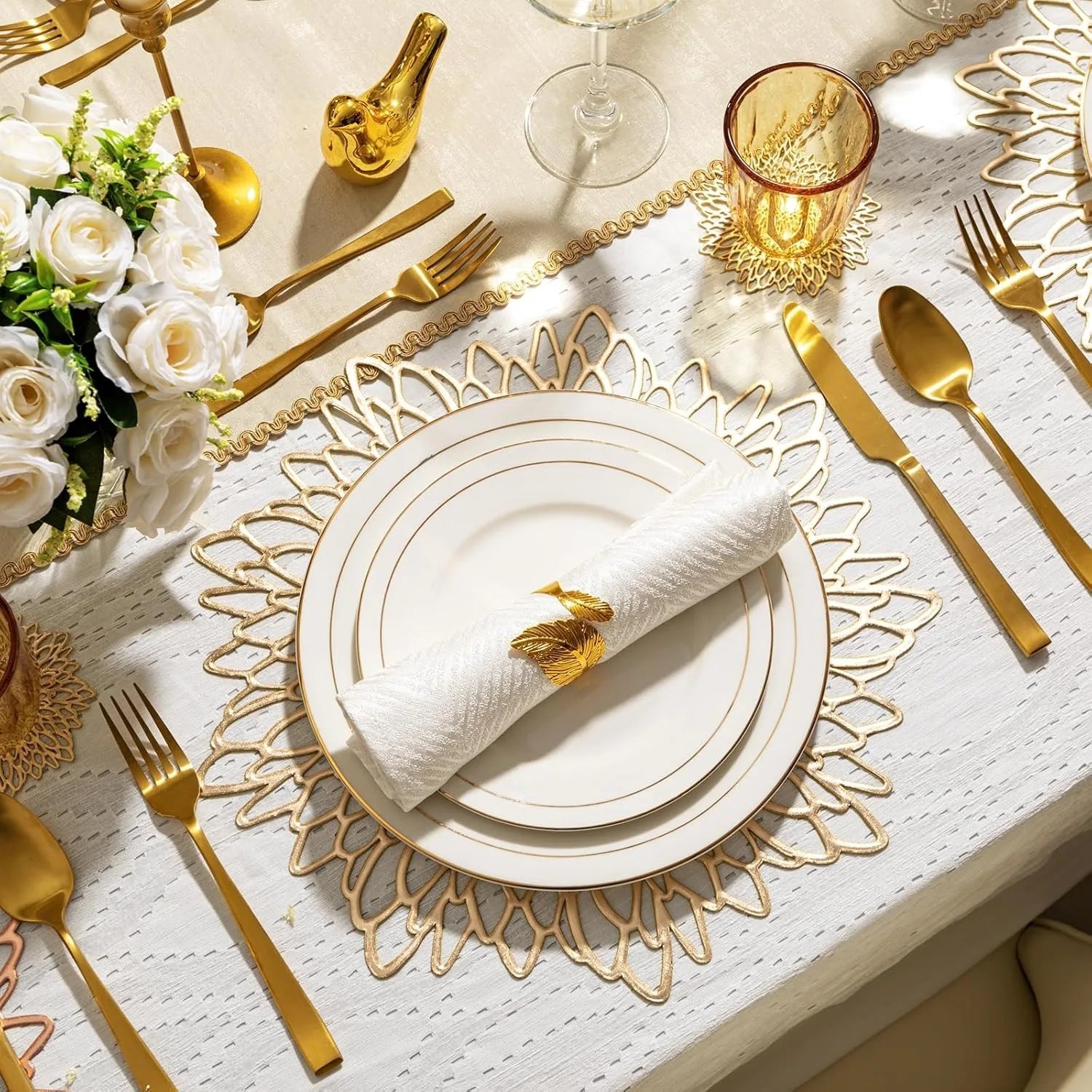10 PCS Gold Placemats Set of Table Mats Gold Charger Plates Place Mats & 8 Pcs Coasters Wipeable Modern Holiday Round Placemats for Christmas Thanksgiving Farmhouse Wedding Dining Table Setting Decor - Smoothy Home