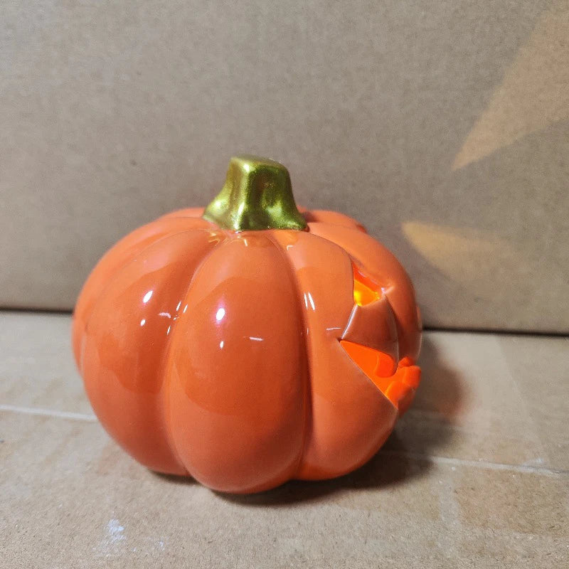 Halloween decoration pumpkin Ceramic lamp home decor Table decoration and accessories Ghost Festival Skull Ornaments LED Lights