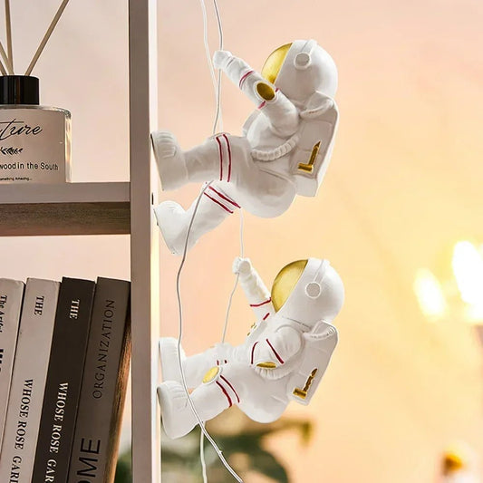 Classical Astronaut Statue Wall Decor Hang on the Wall Decor Refrigerator Bedroom Home Living Room Aesthetic Room Decor - Smoothy Home