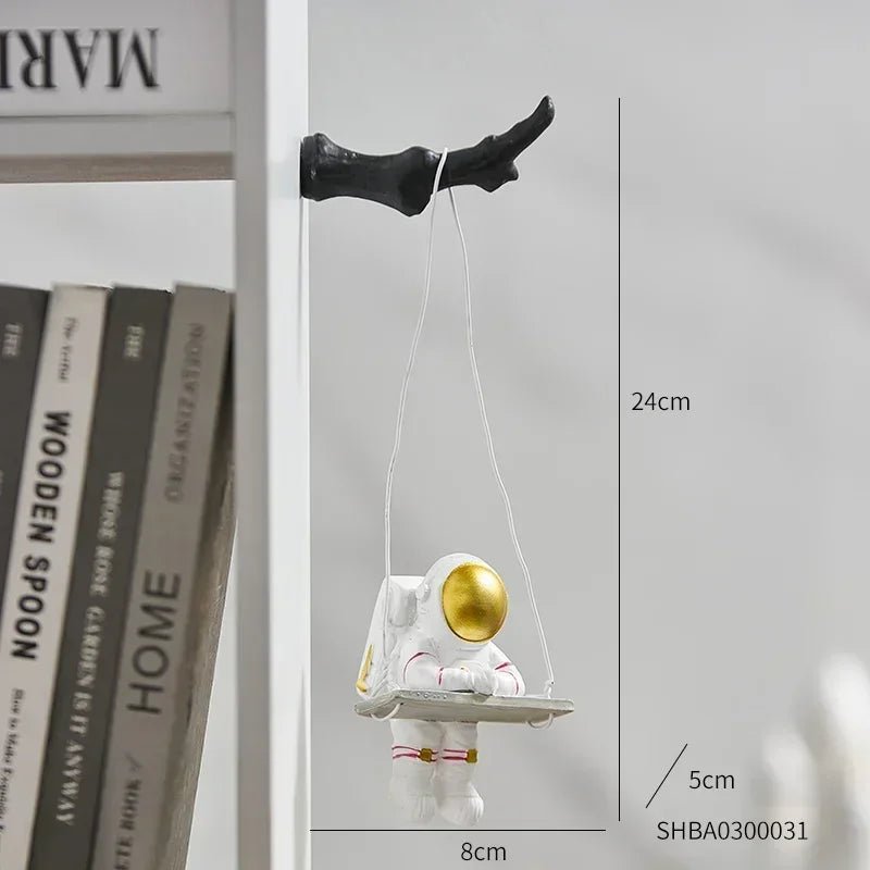 Classical Astronaut Statue Wall Decor Hang on the Wall Decor Refrigerator Bedroom Home Living Room Aesthetic Room Decor - Smoothy Home