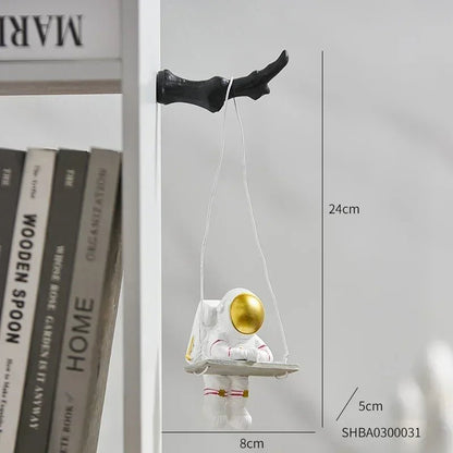 Classical Astronaut Statue Wall Decor Hang on the Wall Decor Refrigerator Bedroom Home Living Room Aesthetic Room Decor - Smoothy Home