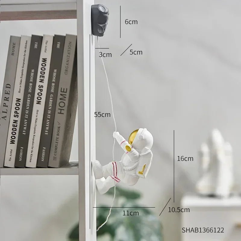 Classical Astronaut Statue Wall Decor Hang on the Wall Decor Refrigerator Bedroom Home Living Room Aesthetic Room Decor - Smoothy Home