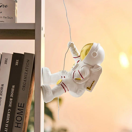 Classical Astronaut Statue Wall Decor Hang on the Wall Decor Refrigerator Bedroom Home Living Room Aesthetic Room Decor - Smoothy Home
