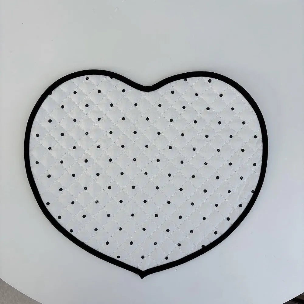 French Polka Dot Heart-shaped Placemats Cotton Decorative Insulating Table Mat Love Quilted Fabric Coaster Home Decor - Smoothy Home