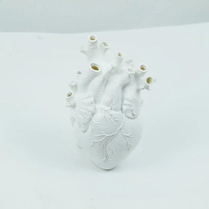 Heart-shaped Resin Vase for Flower Arrangement Creative Anatomical Heart Shaped Vase Nordic Style Flower Pot Table Decorative - Smoothy Home