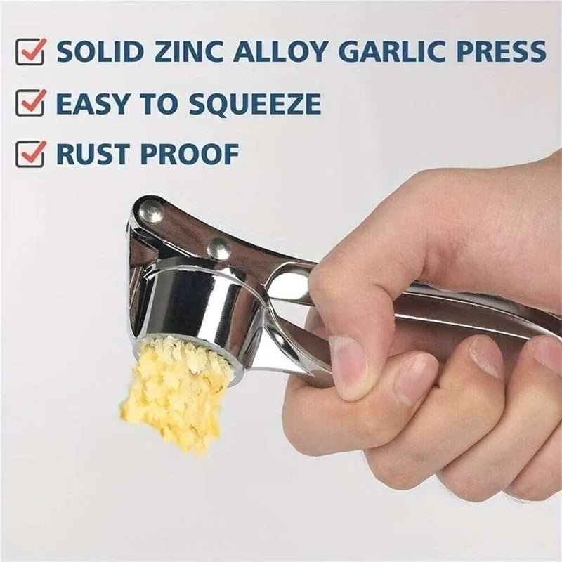 Heavy Duty Garlic Press with Studs Easy Squeeze Garlic Mincer Rust Proof Dishwasher Safe Ginger Crusher Kitchen Tool - Smoothy Home