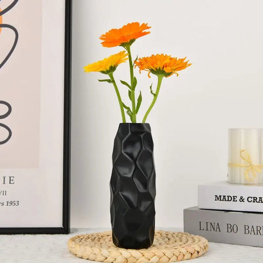 Resin vase for modern home décor, round vase for decoration, ceramic vase minimalist scandinavian style wedding dining table liv - Smoothy Home