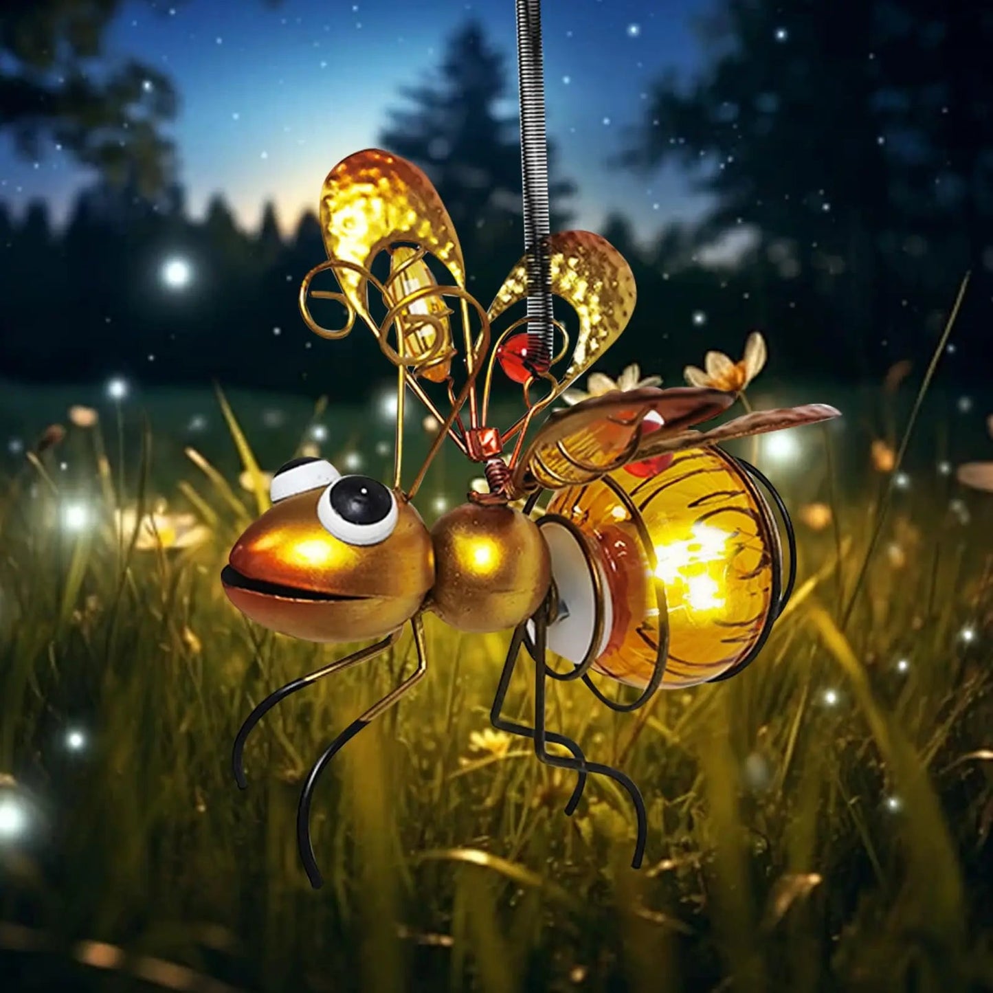 Solar Garden Hanging Light, Metal LED Decoration, Creative Insect Design Garden Decoration Solar Hanging Light Decoration (Bee) - Smoothy Home
