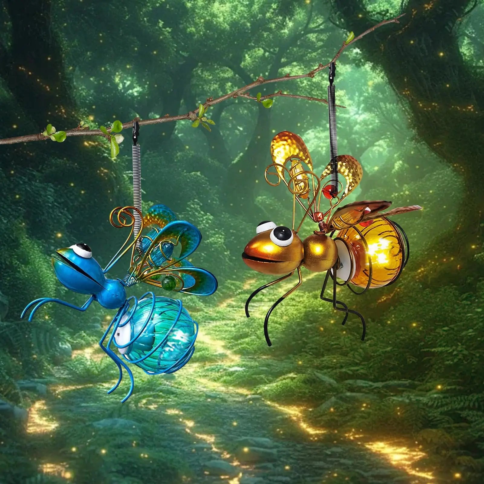 Solar Garden Hanging Light, Metal LED Decoration, Creative Insect Design Garden Decoration Solar Hanging Light Decoration (Bee) - Smoothy Home